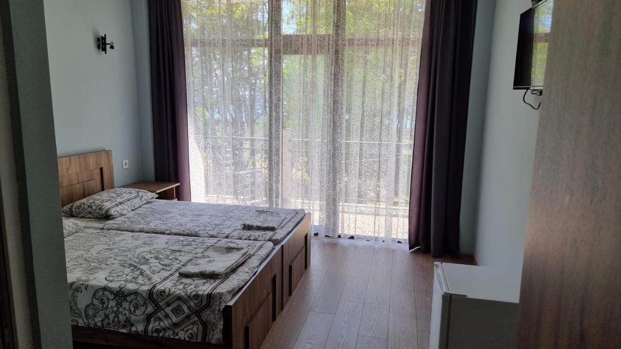 French Hotel Kobuleti Eksteriør billede