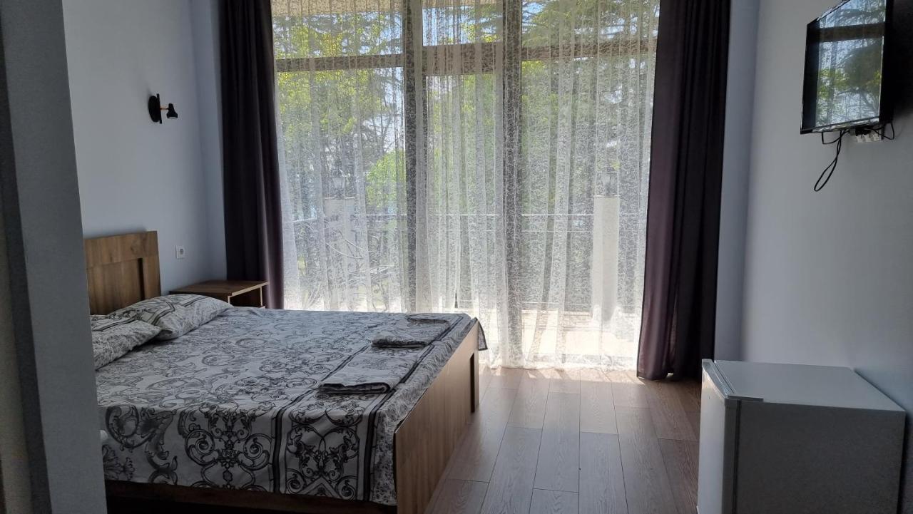 French Hotel Kobuleti Eksteriør billede