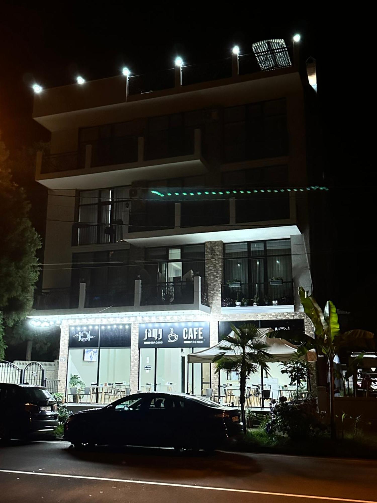 French Hotel Kobuleti Eksteriør billede
